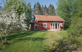 Awesome Home In Falköping With Kitchen, Broddetorp